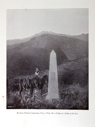 Vistas de los monumentos á lo largo de la línea divisoria entre México y los Estados Unidos de El Paso al Pacífico